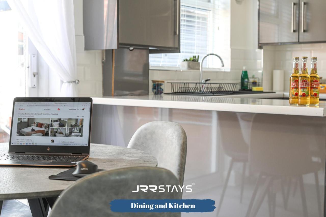 Wolverhampton - Amazing 3 Bedroom, Sleeps 6, Wi-Fi - Jrr Stays Exteriér fotografie
