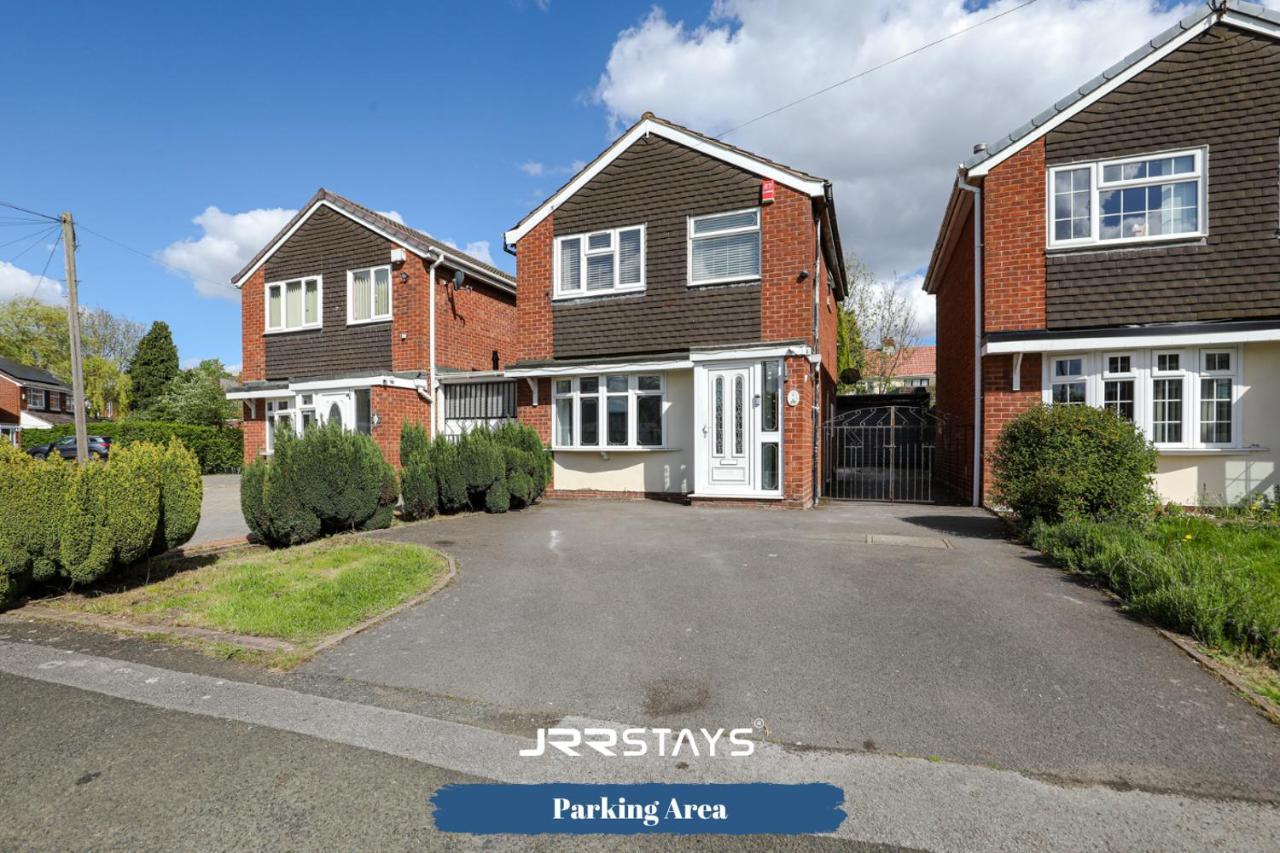 Wolverhampton - Amazing 3 Bedroom, Sleeps 6, Wi-Fi - Jrr Stays Exteriér fotografie