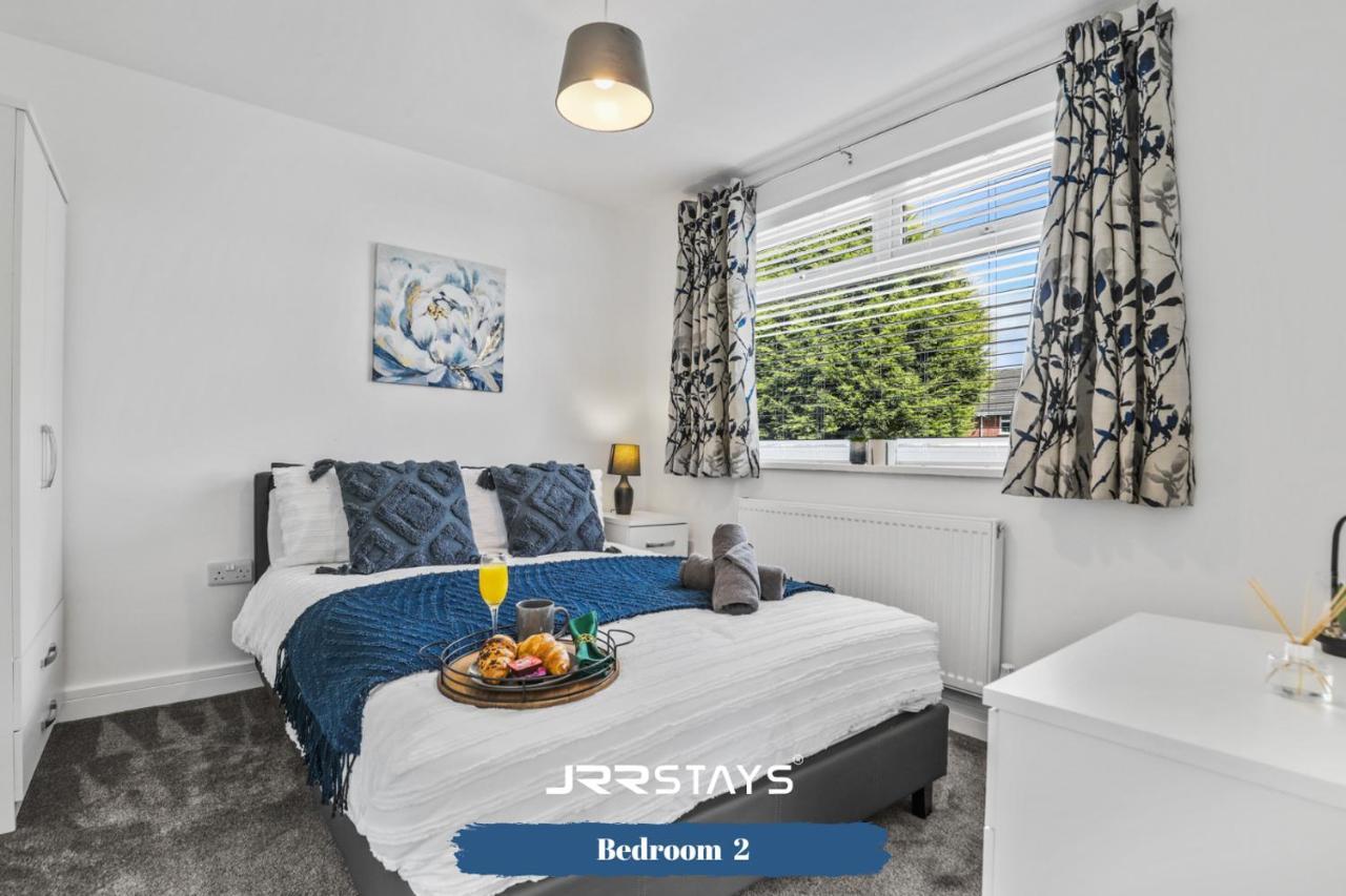 Wolverhampton - Amazing 3 Bedroom, Sleeps 6, Wi-Fi - Jrr Stays Exteriér fotografie